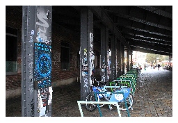 Berlin - Hackescher Markt Unterfhrung - Jeanette Geissler - Fotografie - Graffiti - Street-Art - Brandmauern - Bahnhfe