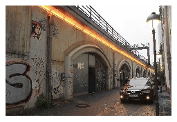 Berlin - Mitte Hackescher Markt - Jeanette Geissler - Fotografie - Graffiti - Street-Art - Brandmauern - Bahnhfe